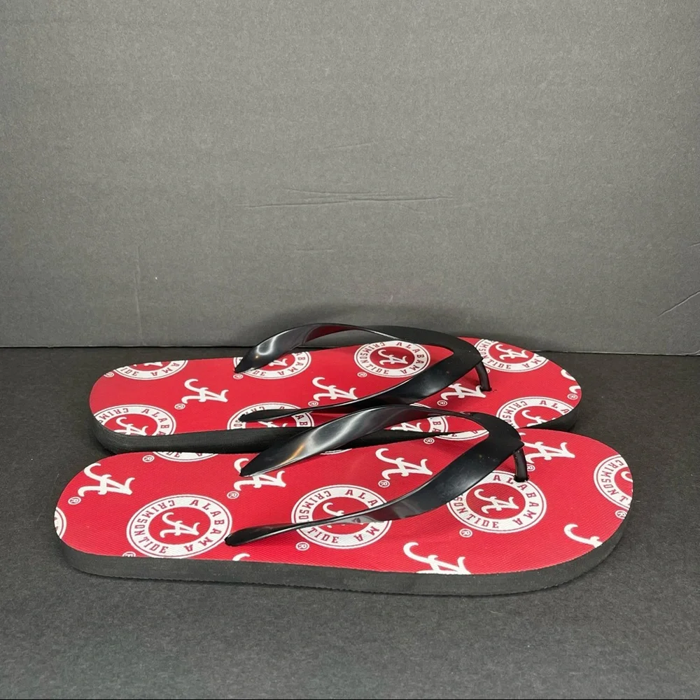 Alabama Crimson Tide Men’s 10.5 Black Thong Flip‎ Flop Sandals.